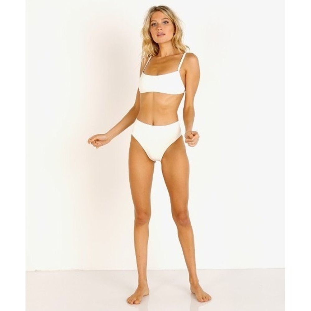 L*Space Gemma Ribbed Bikini Top Swim Bralette Women's M Ivory Black Trim NWT - Picture 2 of 6